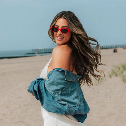 Beachwaver x Kelsey: Beachwaver B1.25 - Cherry On Top
– The Beachwaver Co.